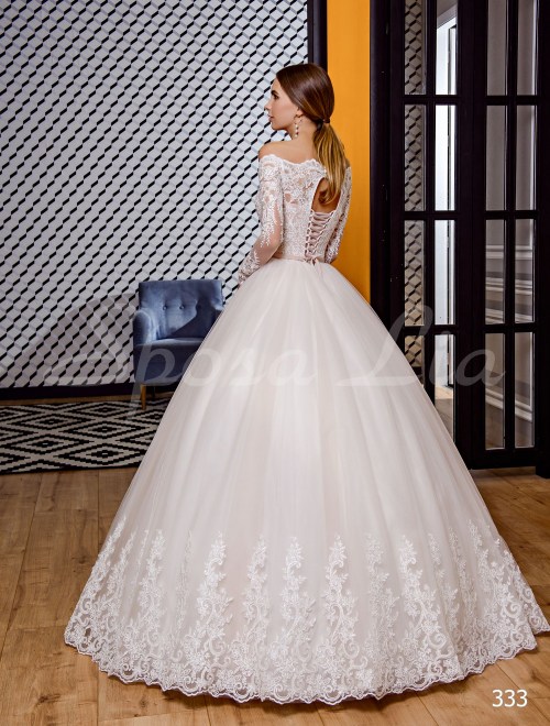 https://www.sposa-lia.com/images/stories/virtuemart/product/333       (3).jpg